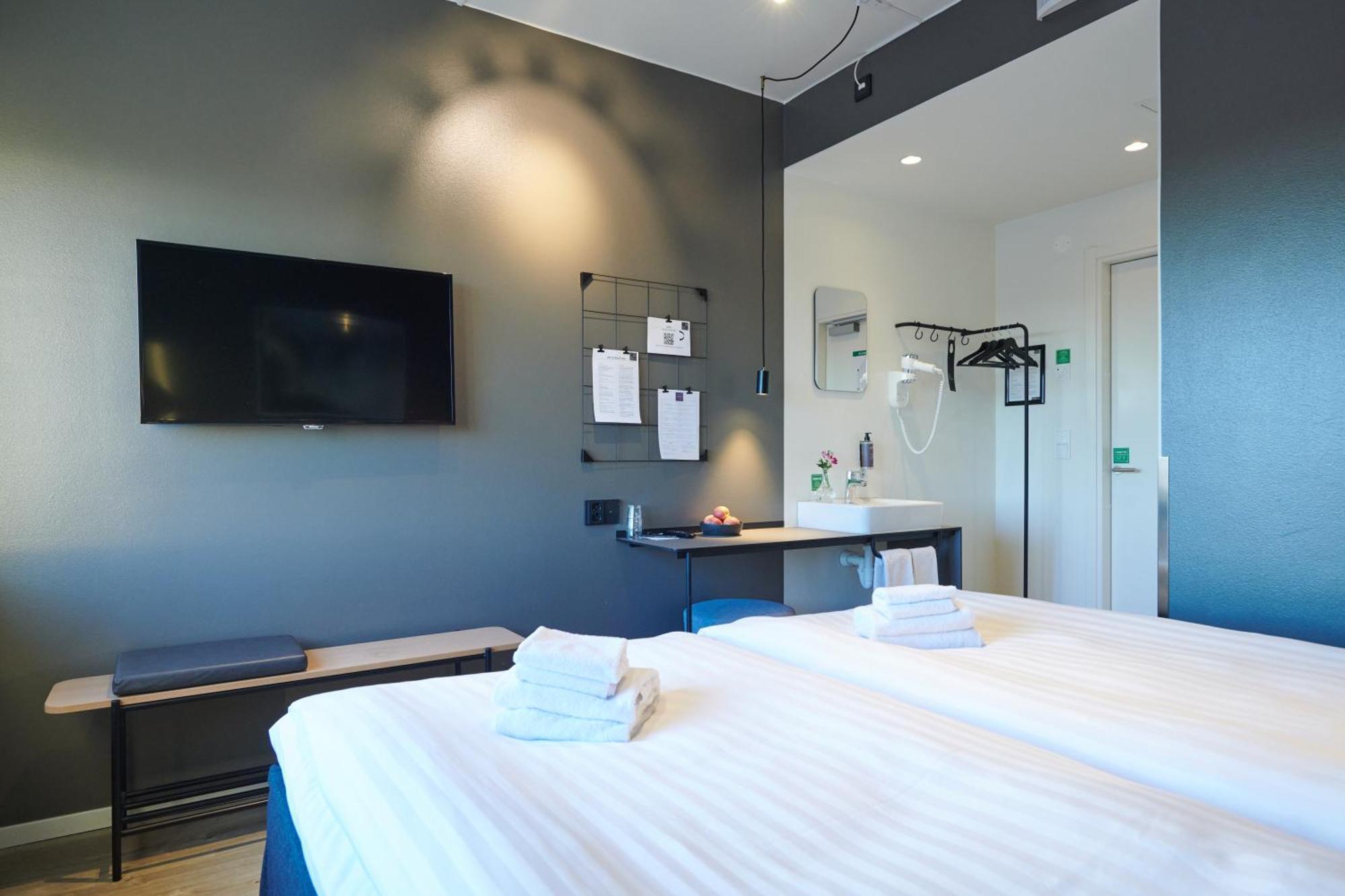 First Hotel Stockholm North Upplands-Väsby Exteriér fotografie
